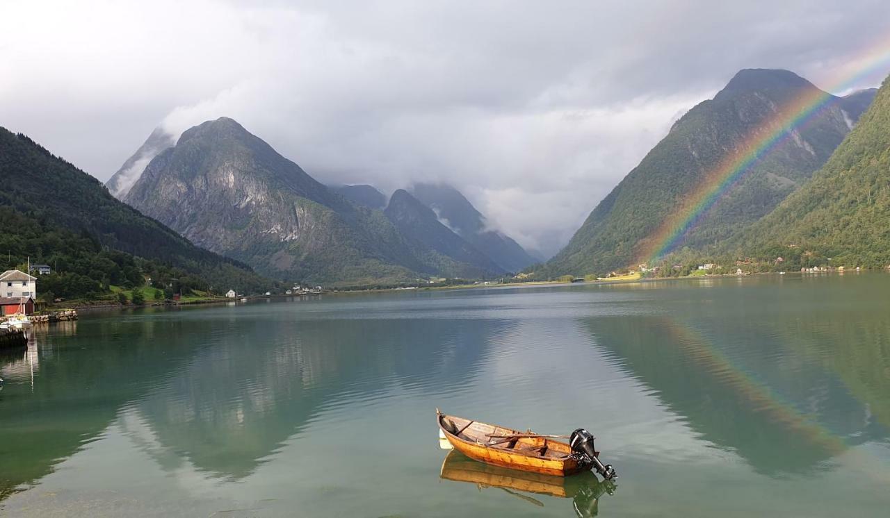 Boyum Camping Fjaerland Ngoại thất bức ảnh